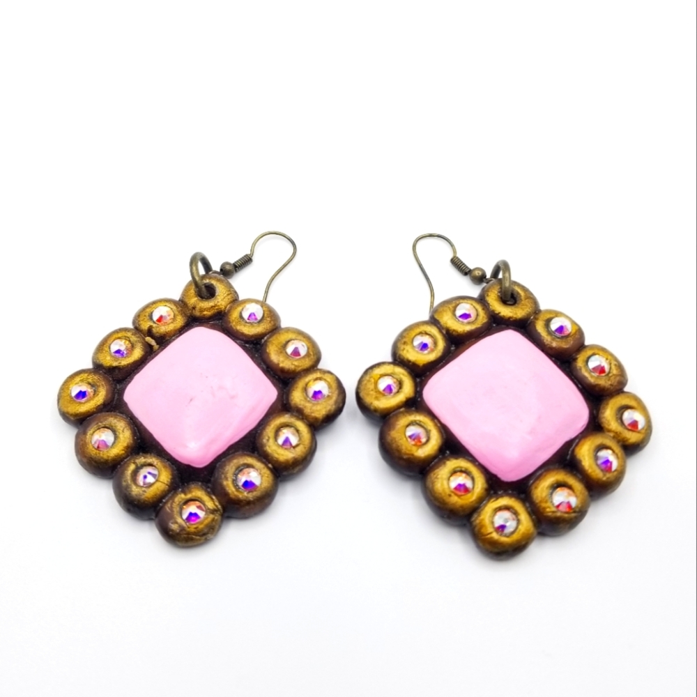 Devine Design Pink and Bronze Dangle Earrings